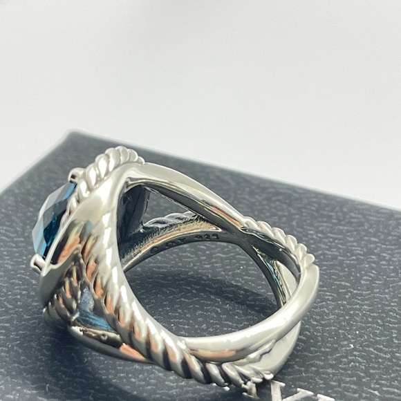 David Yurman Hampton Blue Topaz Infinity Ring - Picture 9 of 10